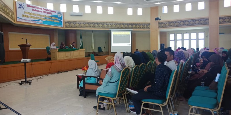 Seminar tentang Peningkatan Keterampilan dan Motivasi Belajar Mahasiswa melalui Layanan Klasikal di Universitas Negeri Padang